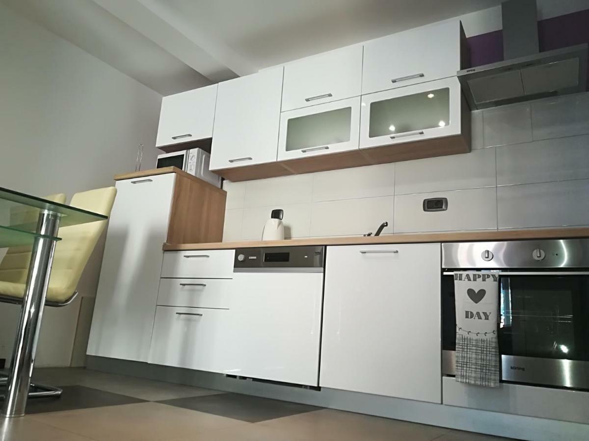 Apartman Brzovic Omiš Exterior foto